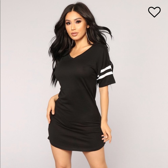 Fashion Nova Dresses & Skirts - NWT fashion nova team captain tunic